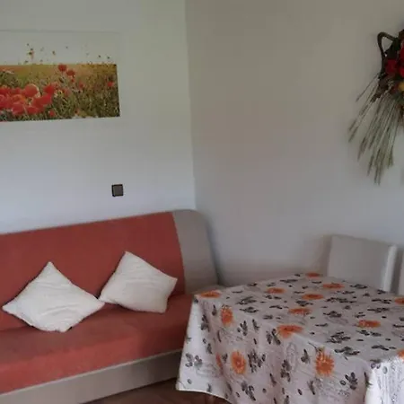 Apartma Steles * Stari Trg pri Lozu