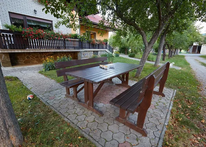 Apartma Steles Stari Trg pri Ložu